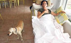 Məşhur aktrisa xəstəxanalıq oldu  - FOTO